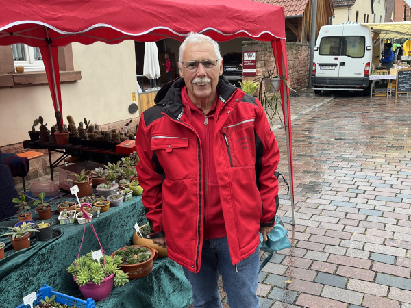 <p>November 2025<br/>„Unser Gosbert mit... 