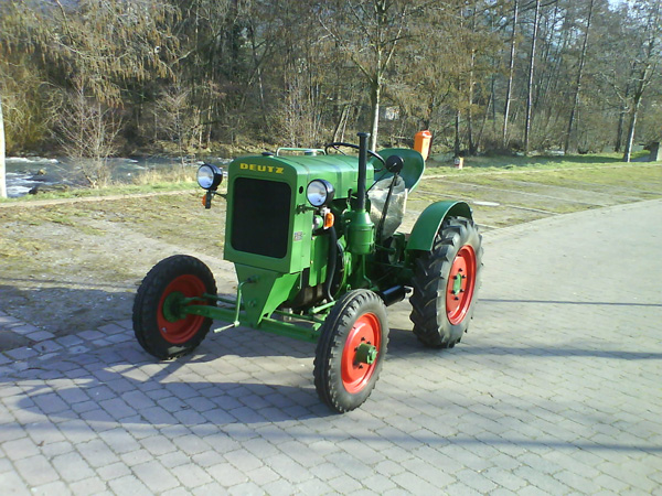 <p>Deutz Bauernschlepper</p>