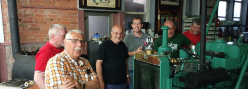 Stammtisch in der Klassiker-Werkstatt